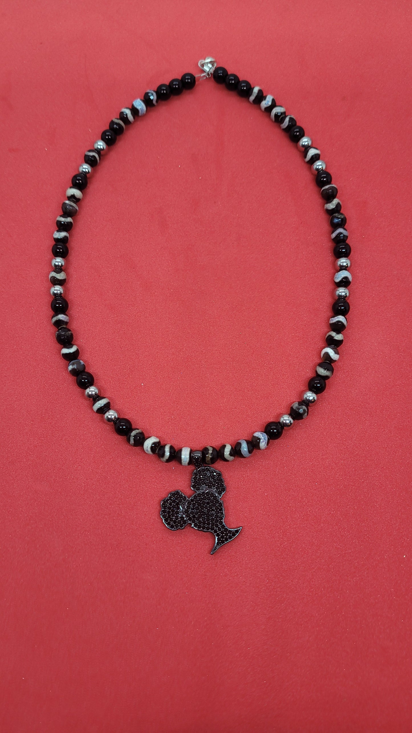 Youth necklace